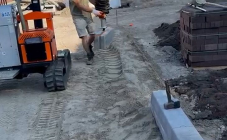 WhatsApp Image 2025 12 03 at 17.59.25